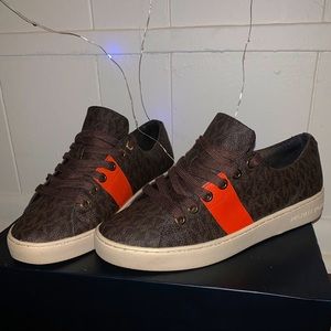 Michael Kors keaton leather lace up sneaker female